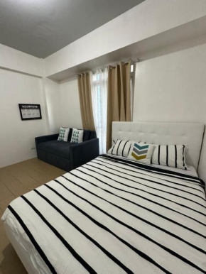 150 Newport Condominium